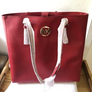 Michael Kors Jet Set Tote Bag - Red